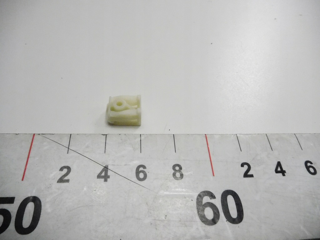 фото №8, Клипса молдинг защитная bmw 5 f10 оригинальный номер 07147311312