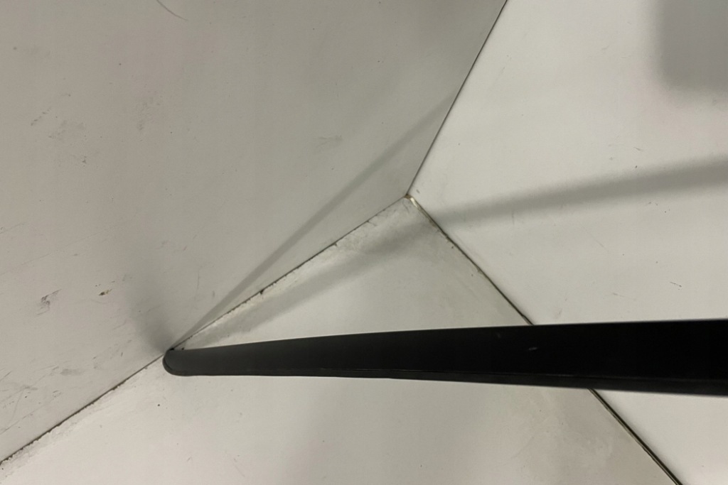 фото №7, Молдинг дахова права bmw 7 f01, f02 7184572 2011