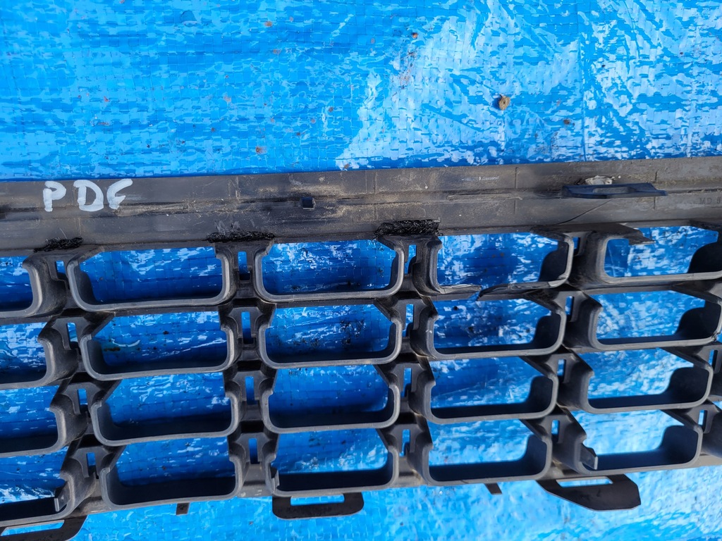 фото №10, Opel-części astra j решітка радіатора решітка середня бампера перед pdc 13294276