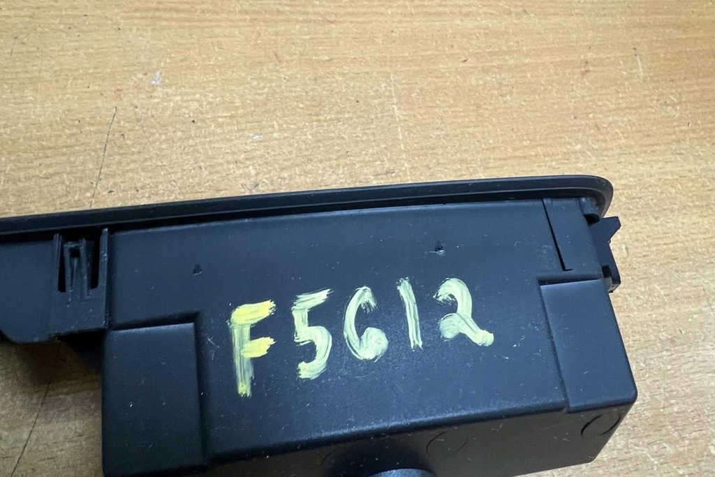 фото №8, Переключатель bmw 6 cabrio f12 9241949 дизель 2013