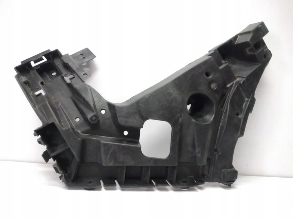 фото №1, Напрямна бампера лівий задня задній volvo xc40