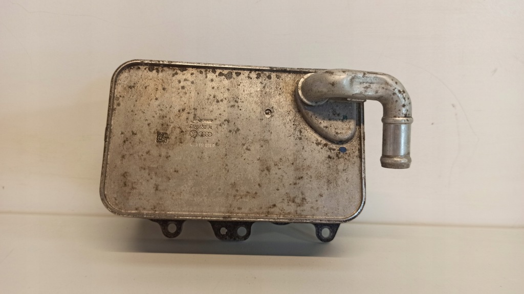 фото №2, Audi a5 8t 3.0 радиатор масла 059117015p