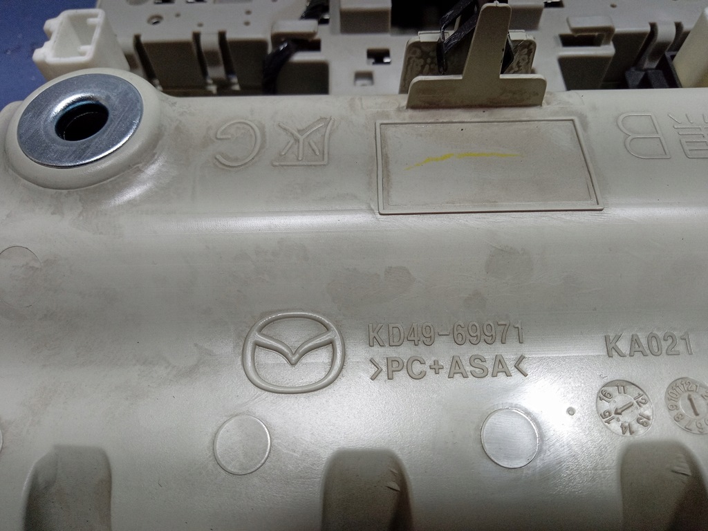 фото №7, Mazda 6 iii gj лампа стельовий перед kd49-69971