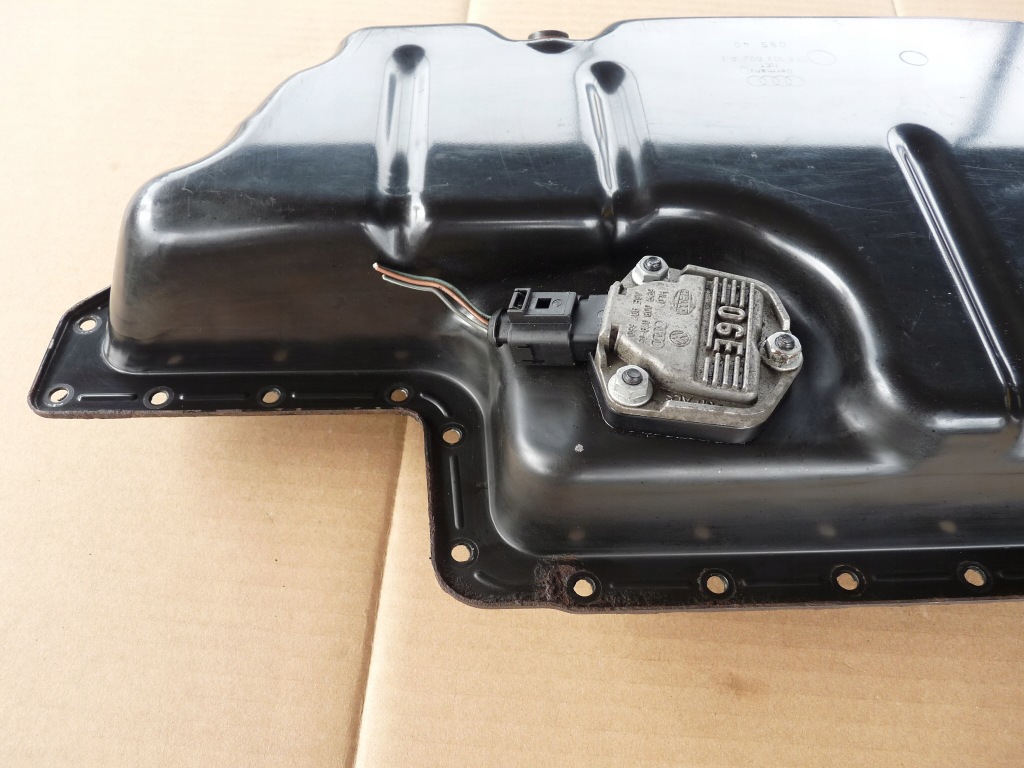 Audi a8 d3 q7 4l a6 c6 4.2 fsi bvj полоса поддон масляная 079103602at с Разборки
