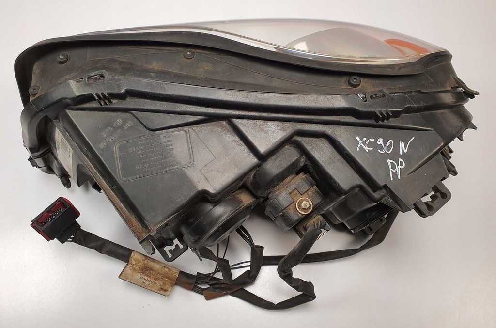 фото №6, Лампа правый перед ксенон volvo xc90 31111191 eu