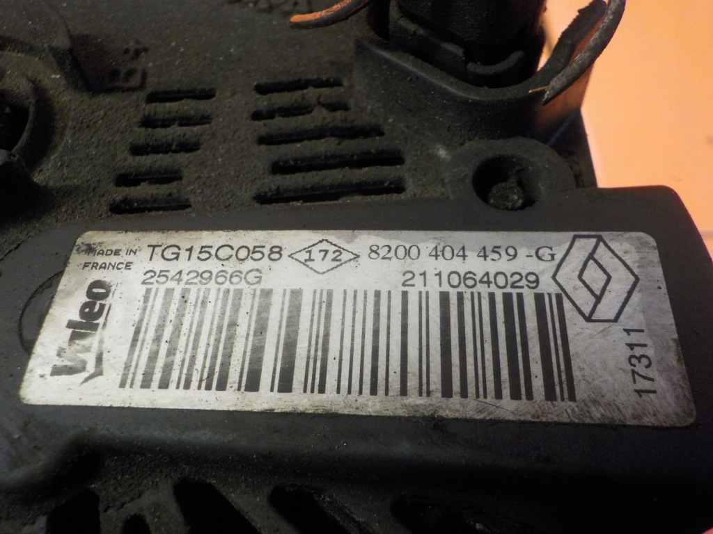 Trafic vivaro primastar 2.0 dci 12r 114km m9r786 генератор 8200404459 Недорого