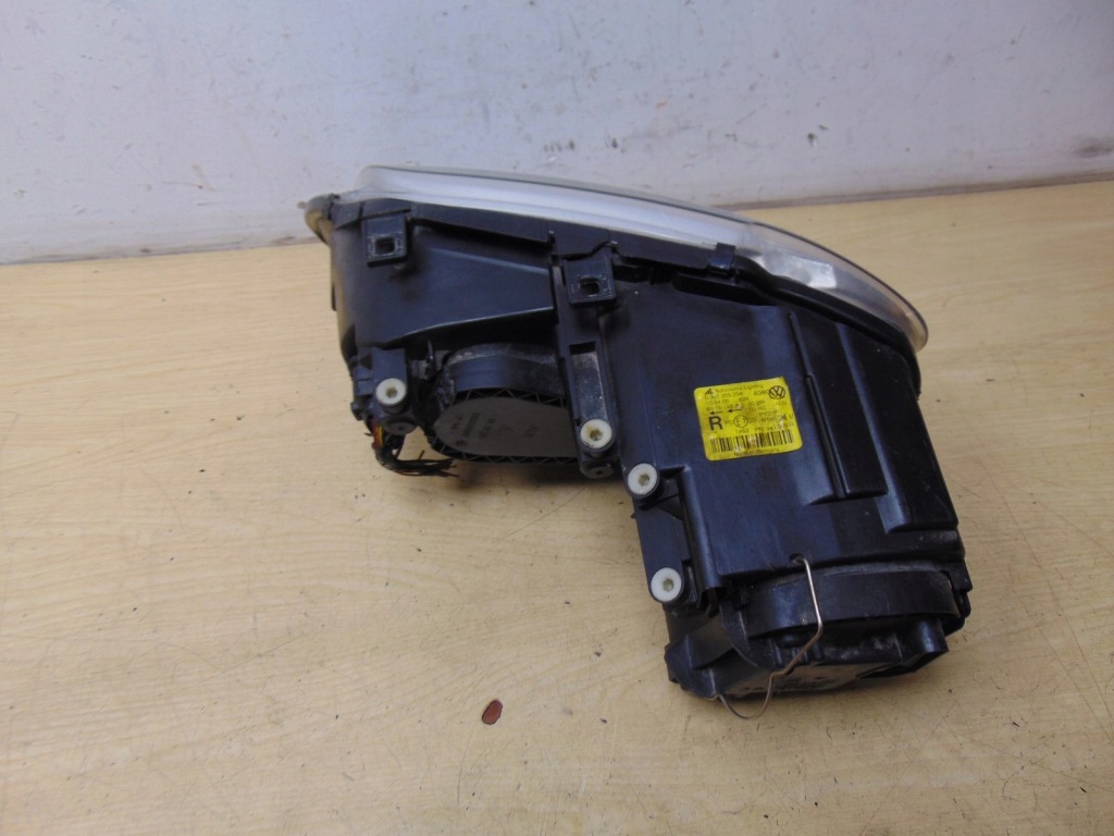 фото №7, Лампа правая перед vw touran 1t0941006r europa