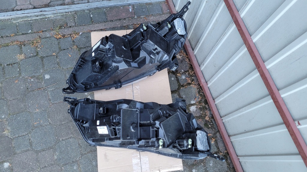 фото №10, Лампа левая правая перед передняя toyota proace ii lift 24- фара комплект