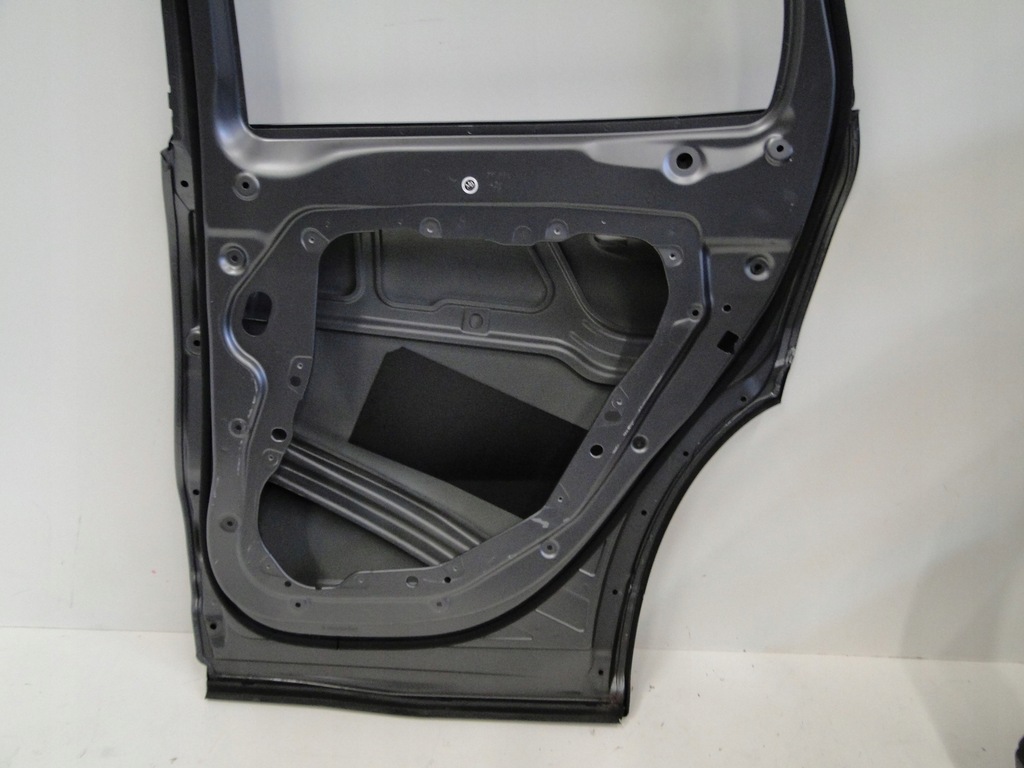 фото №14, Mercedes gla h247 247 дверь задние правое задняя правый + накладки