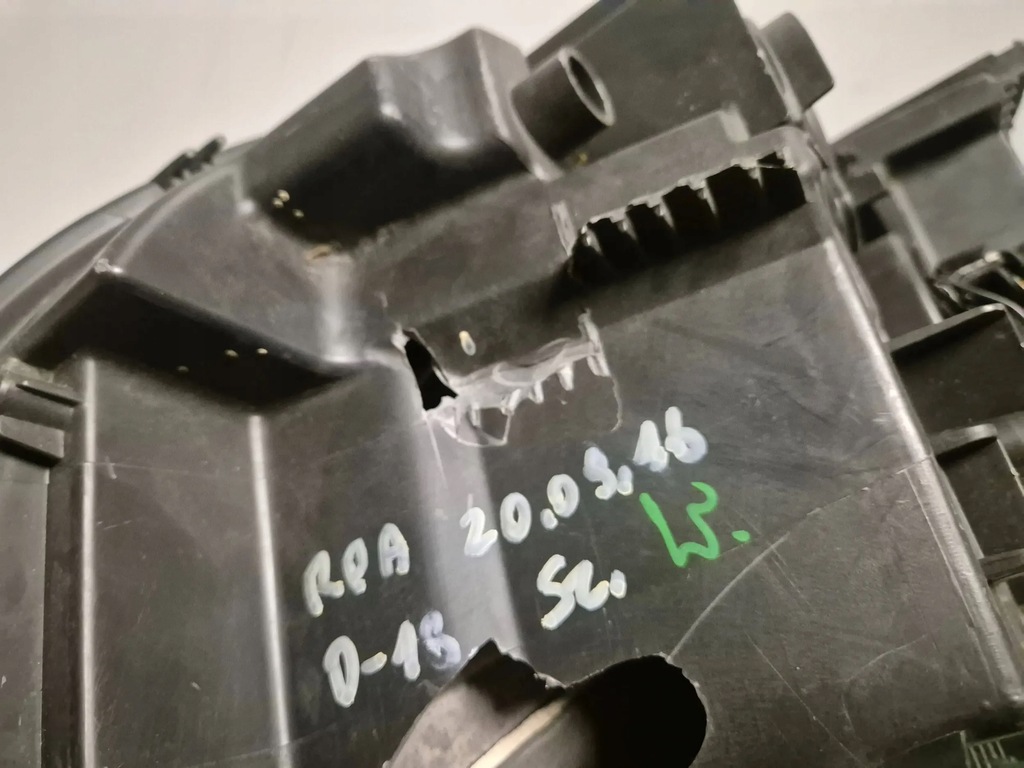 фото №9, Smart fortwo iii фара правый лампа обычная + led a4538200839