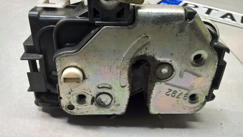 фото №5, Замок дверь левый задняя 4 pin fiat panda 1.1 46803516