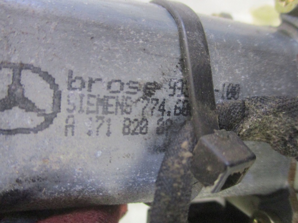 Купить Подъемник моторчик стекло задний  правый mercedes slk r171 a1718200742