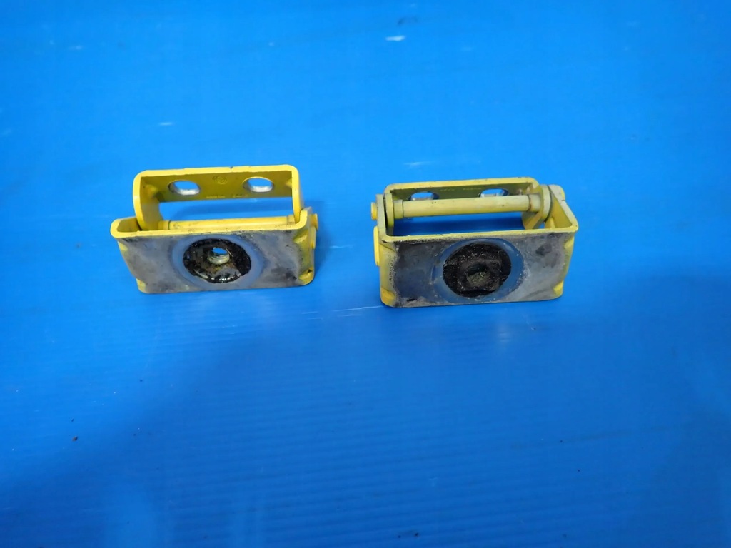 фото №1, Петля петли крышки багажника fiat 500