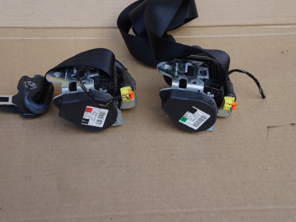 фото №4, Mercedes b w245 pas ремені перед лівий правий комплект