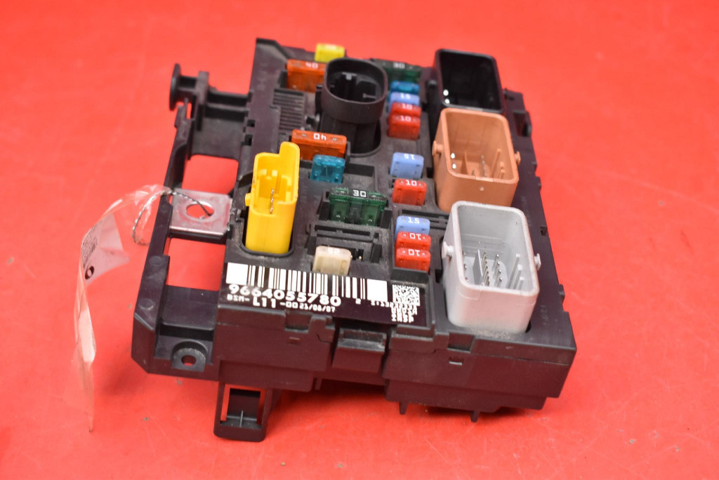 фото №6, Коробка предохранителей bsm 9664055780 peugeot 207 1 i 1.4 8v 73 km 06-09