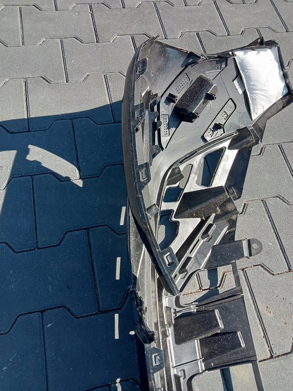 фото №14, Kia ev6 gt gt-line 2020- бампер задня накладка 86612-cv200