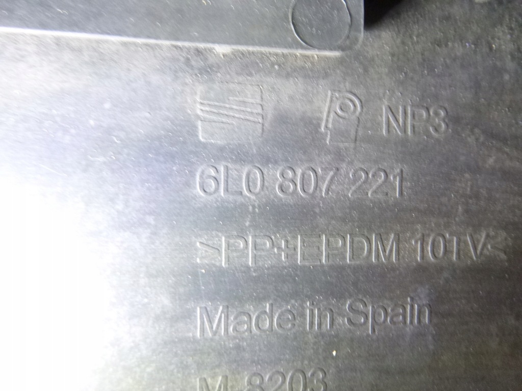 фото №12, Бампер передний перед seat ibiza iii ls5g 04r.