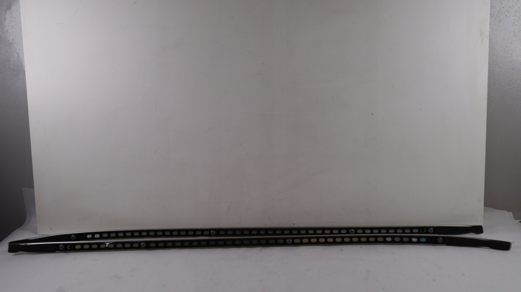 Volvo v90 рейлінги дахові 31386588, 31386589 в Україні