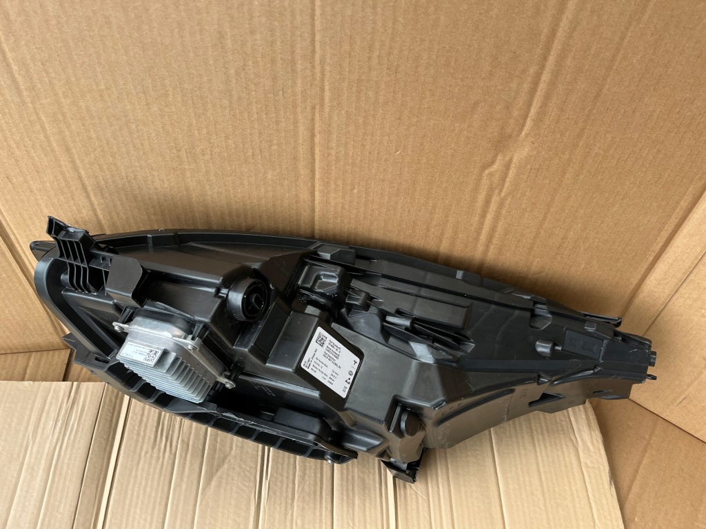 фото №6, Лампа права передня tesla model 3 iii y lift kpl