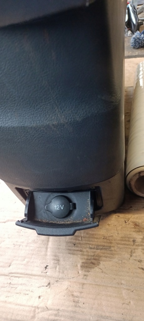 S-max mk1 galaxy mk3 06-14r підлокітник комплектний  європа в Україні