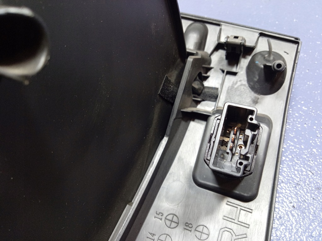 фото №5, Mazda 6 iii gj бардачок пасажира eu ghp9-64261