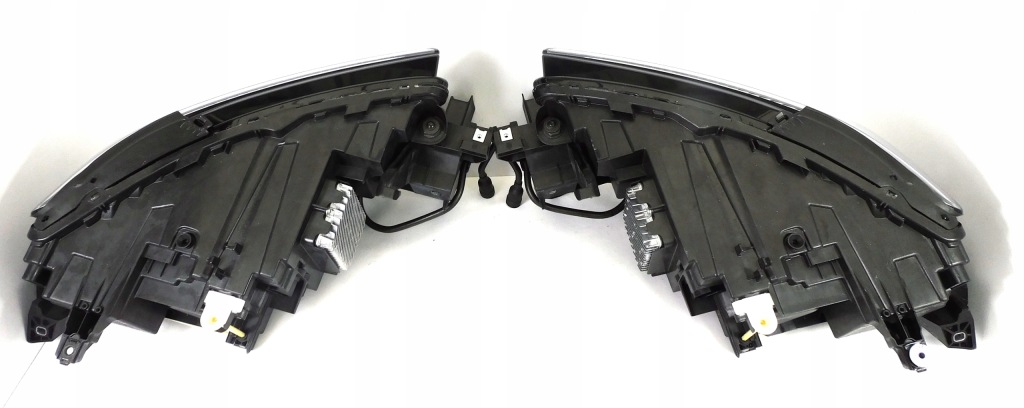 фото №14, Audi q4 e-tron лампа права ліва matrix 89a941035 sq4