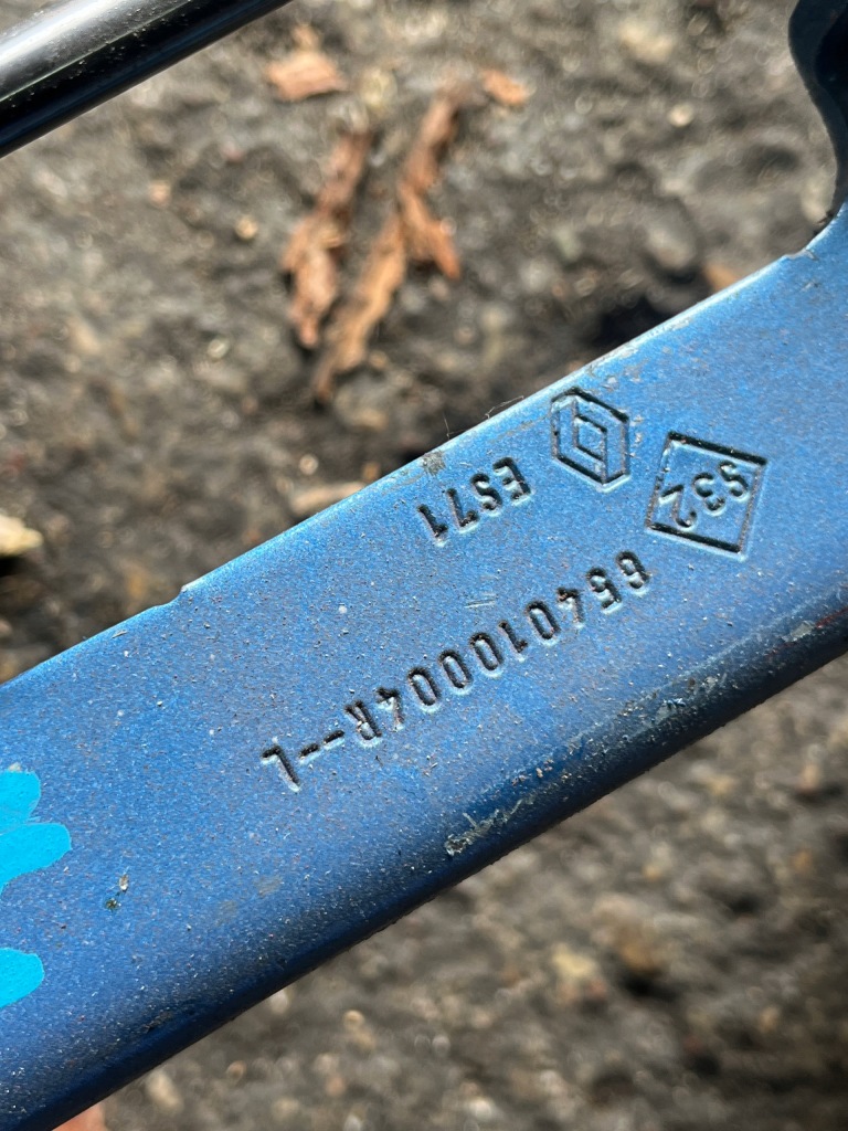 фото №3, 7 renault scenic iii петля капот левый 654010004r