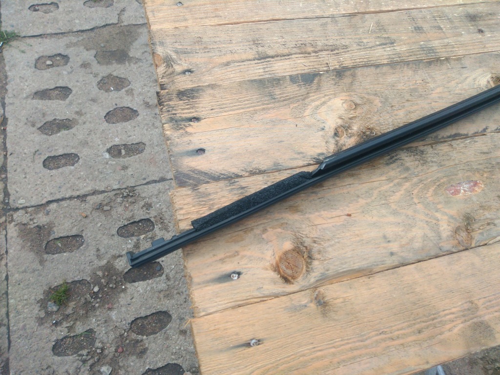 фото №10, Hyundai i20 iii - nowa прокладка стекло