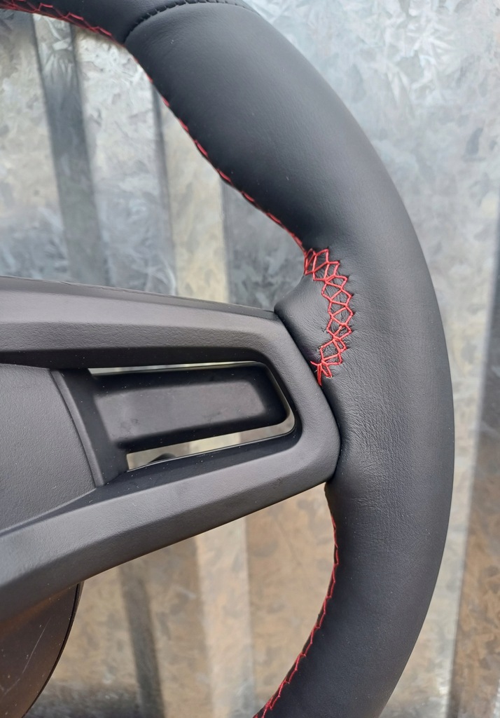 фото №10, Повітропровід porsche taycan gts карбон шкіра