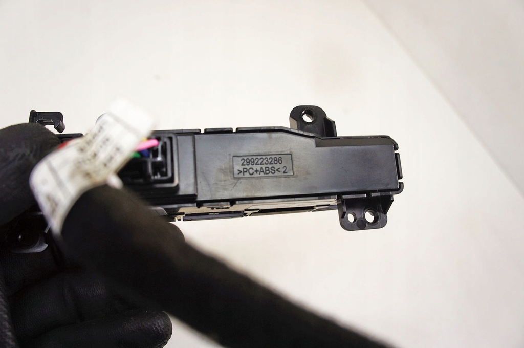 фото №7, Mr114 hyundai i20 iii 20- панель підігрів сидінь