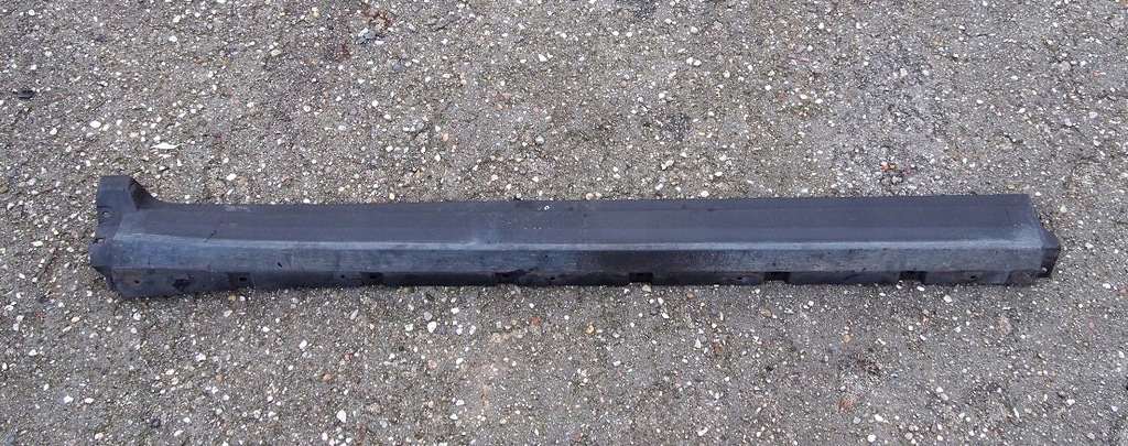 фото №1, Молдинг порог правая maserati levante 670040336