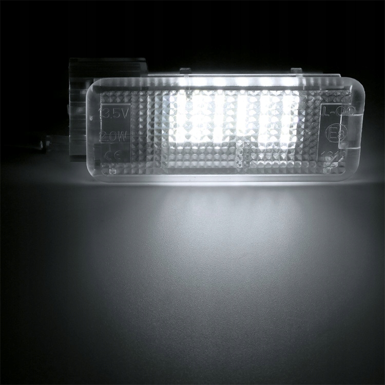 фото №9, Освітлення підсвітка багажника бардачка двері led ліхтарі citroen c5 c6