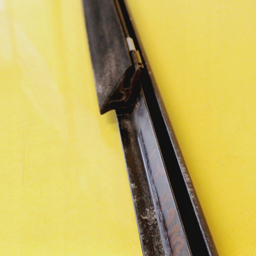 Молдинг ущільнювач лівий задній mercedes benz e w210 седан nr142 Зі Шроту