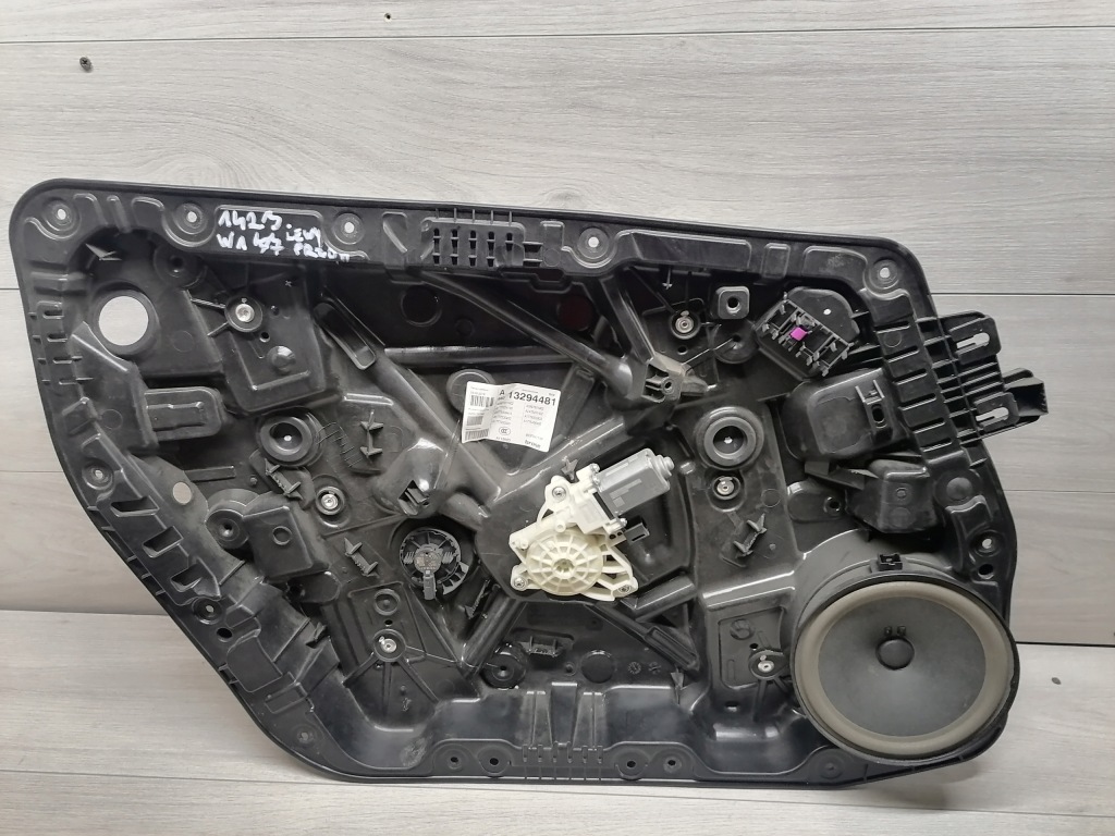 фото №1, Mercedes w177 подъемник левый перед a1777200000