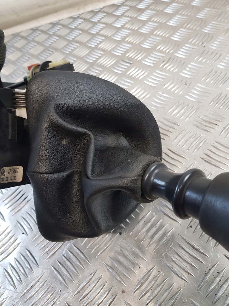 фото №12, Домкрат вибірник передач оригінальний номер 8200201293 renault master ii lift 2.5dci 05r-