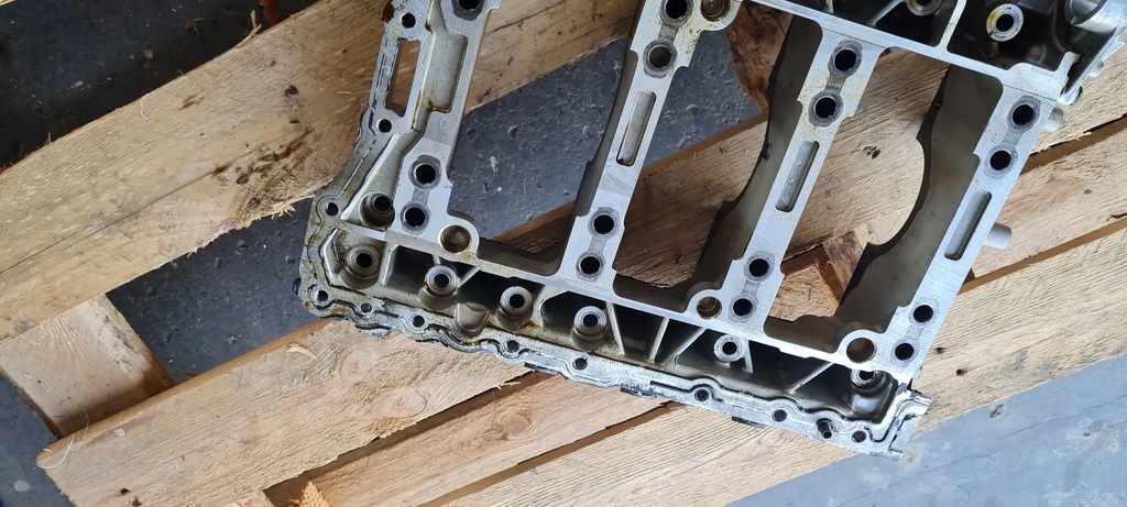 фото №13, A6 c7 4g lift основание вала блок 3.0 tfsi 06e103032bj a7 4g