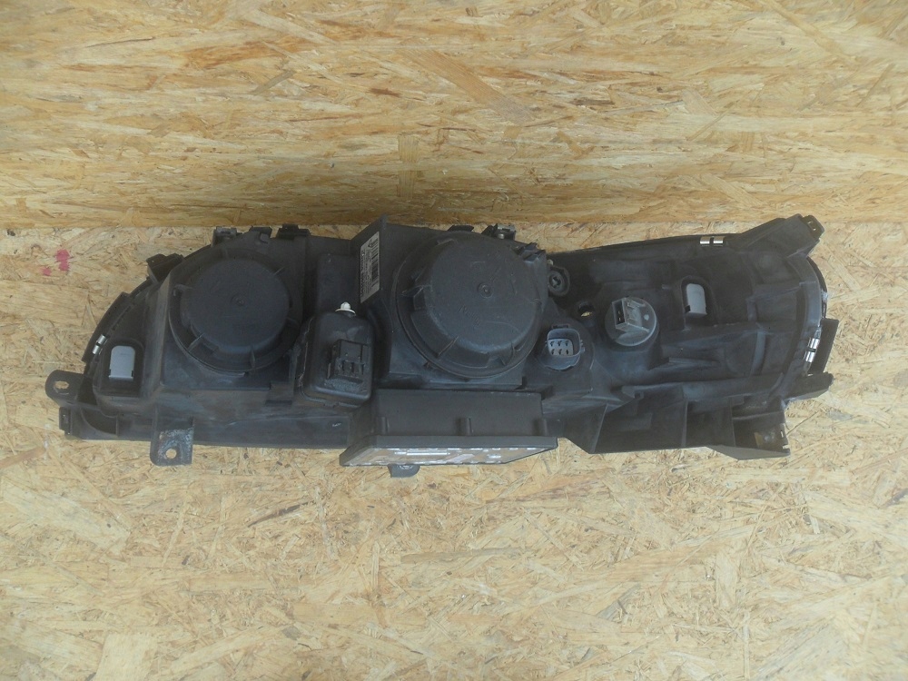 фото №10, Volvo s60 rs 2005- ксенон правый