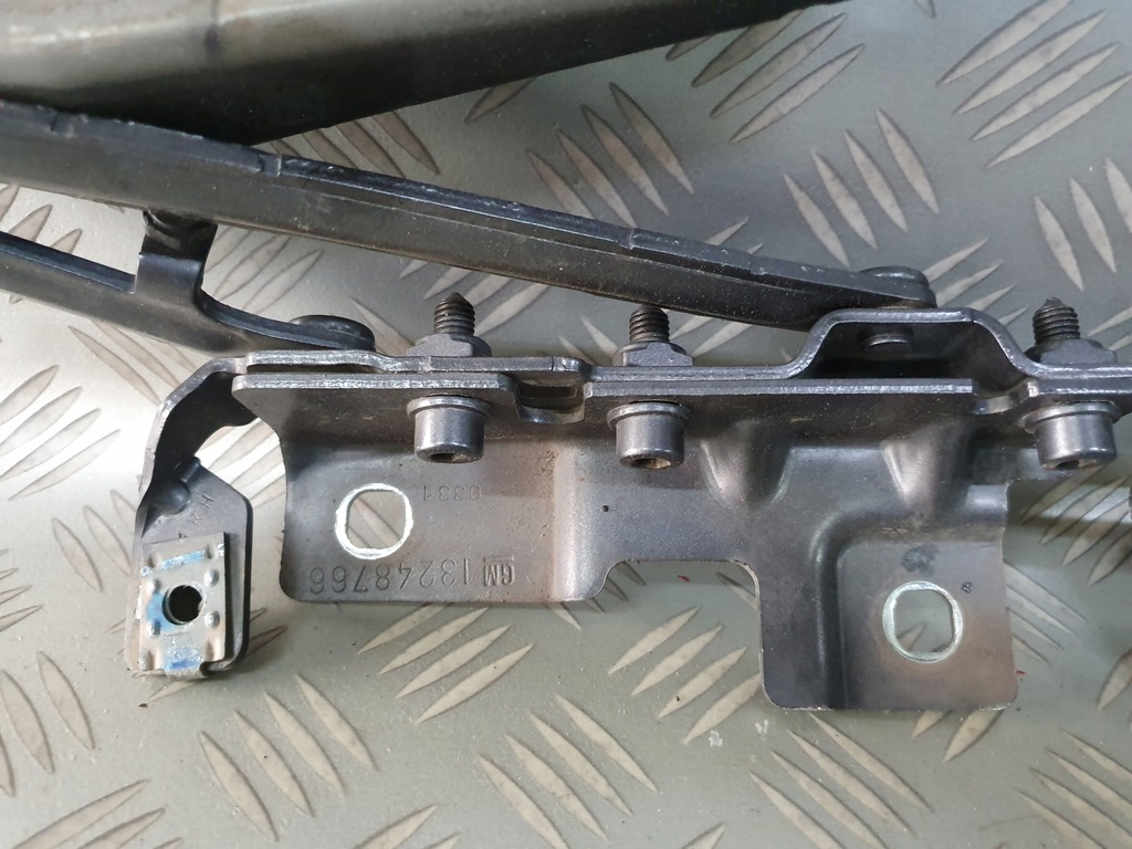 фото №3, Петля петлі капот лівий правий insignia a