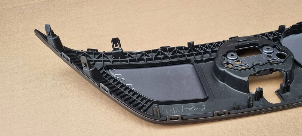 фото №9, Nissan leaf ii lift решётка радиатора решётка радиатора оригинал