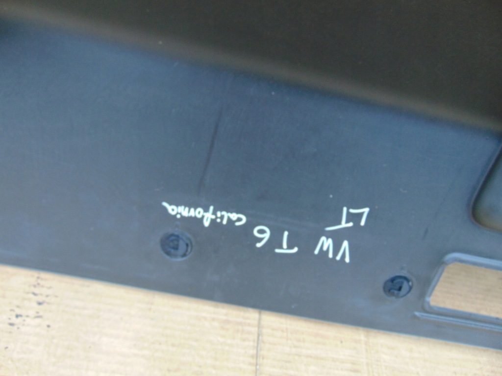 Обшивка левый задний  vw t6 california 7la868715b Киев