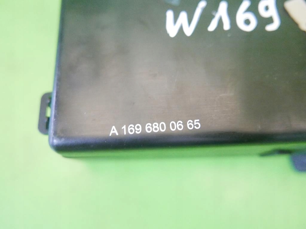 Рамка вимикача світла полиця водія mercedes w169 a170 04-08 Київ