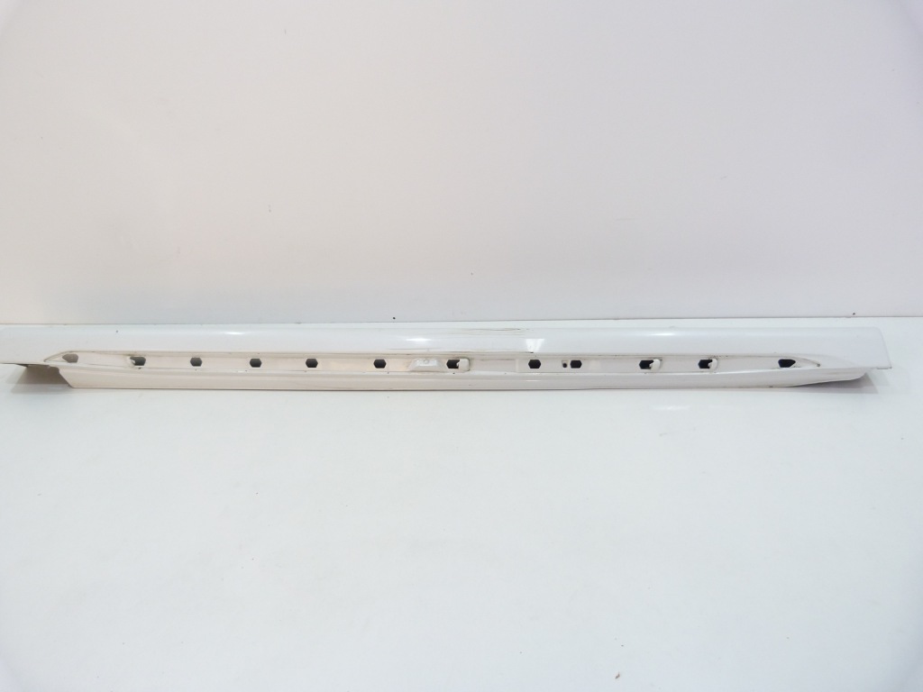 фото №1, Outlander iii 3 lift молдинг порог правая ładna