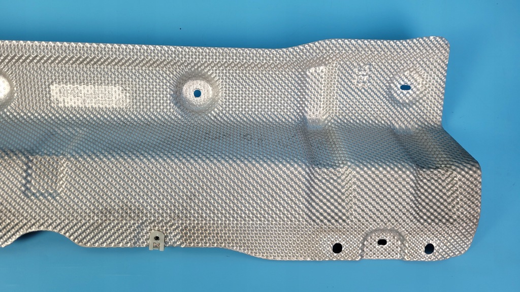 фото №10, Bmw x1 u11 sdrive18i 23r защита тепловая термоизоляция 9465692