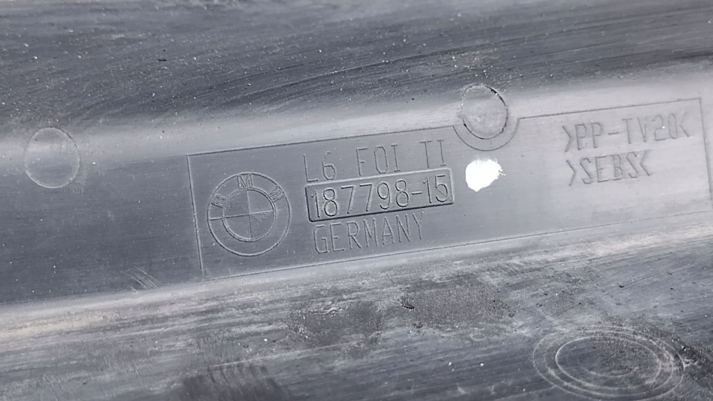 фото №11, Bmw 6 f12 f13 10-18 3.0 n57d впуск повітропровід повітря радіатора 227931-15