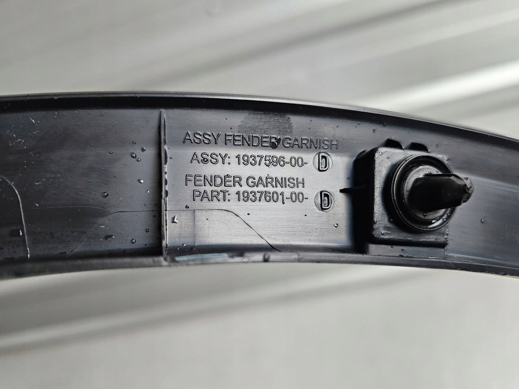 фото №6, Tesla model y 2025 juniper молдинг крыла задняя правая 193760100