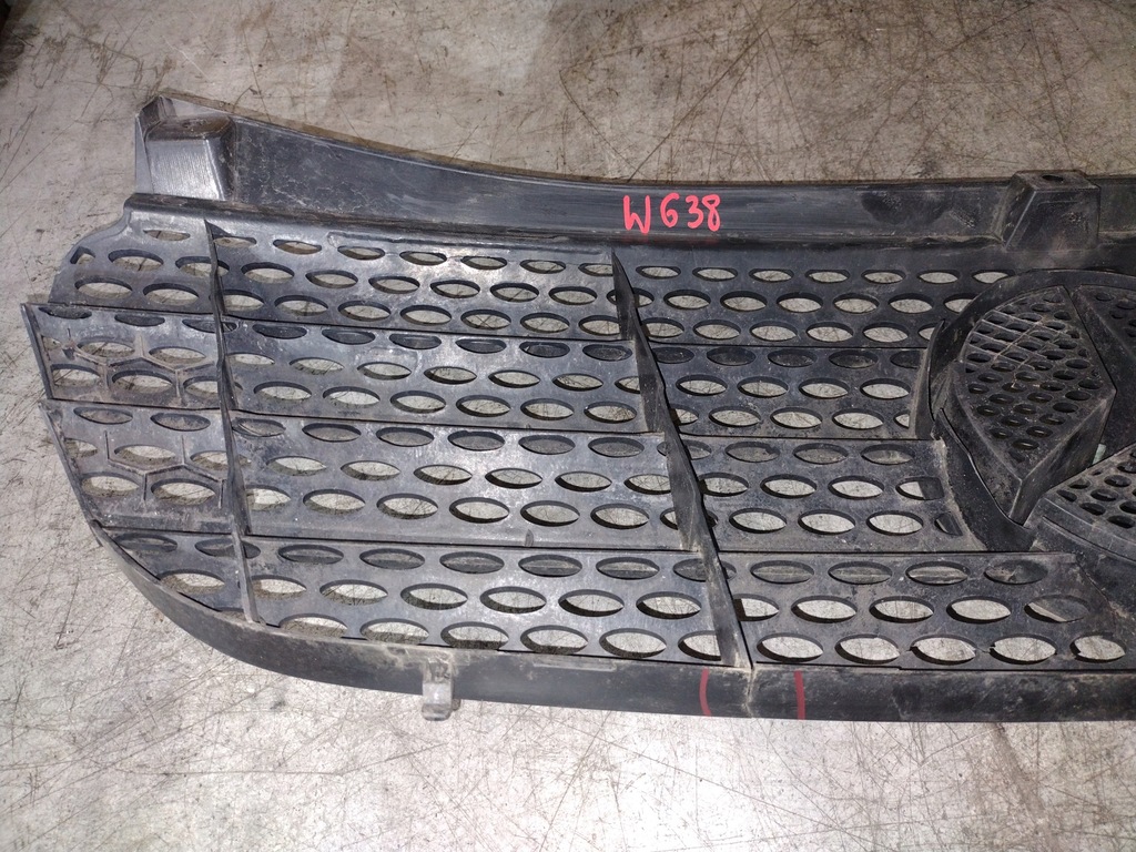 фото №9, Решётка радиатора решётка радиатора a6398800185 mercedes viano w639