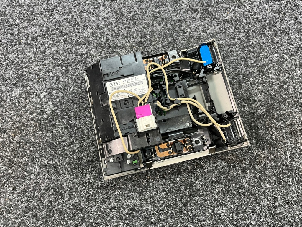 фото №8, Audi a8 d3 освітлення лампа стельовий 4e0907135a