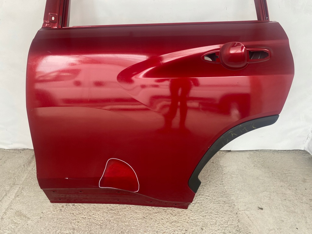 фото №2, Toyota corolla cross дверь левая задние