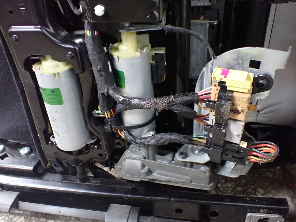 фото №14, Сиденье правый пассажира audi a8 s8 d3 5.2 короткий