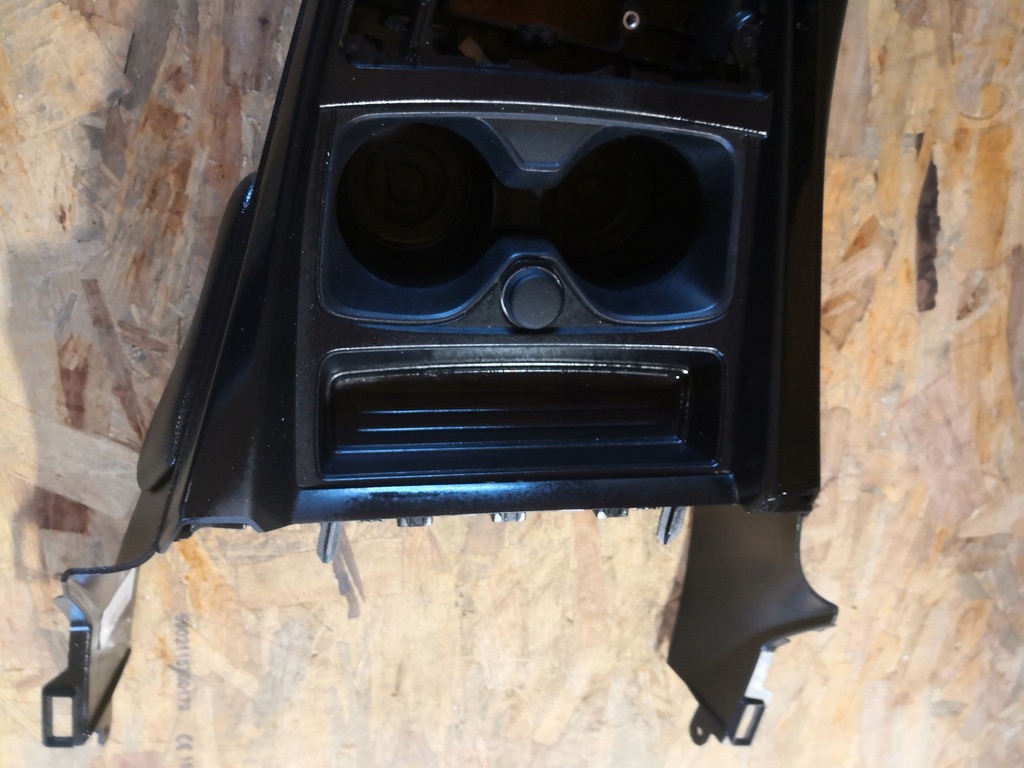 фото №4, Подлокотник туннель средний bmw f20 m140i uk